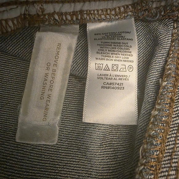 Loft Size 6 - 28 Womens Cut Off Jean Shorts Medium Wash Denim - Picture 9 of 9